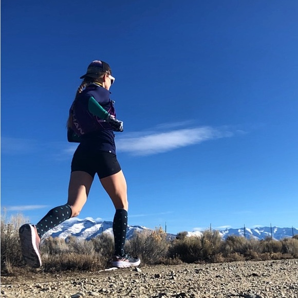 Meet your Posher, Kat - Picture 6 of 7